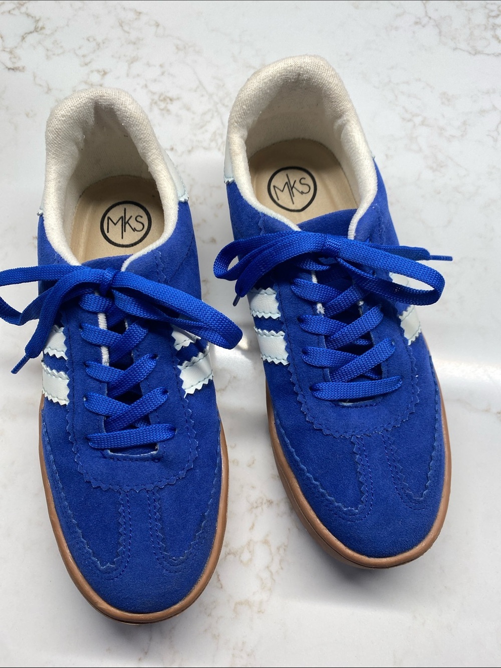 Retro Sneakers Suede Stripe Gum Sole Casual Sporty Streetwear Cerulean Size 6